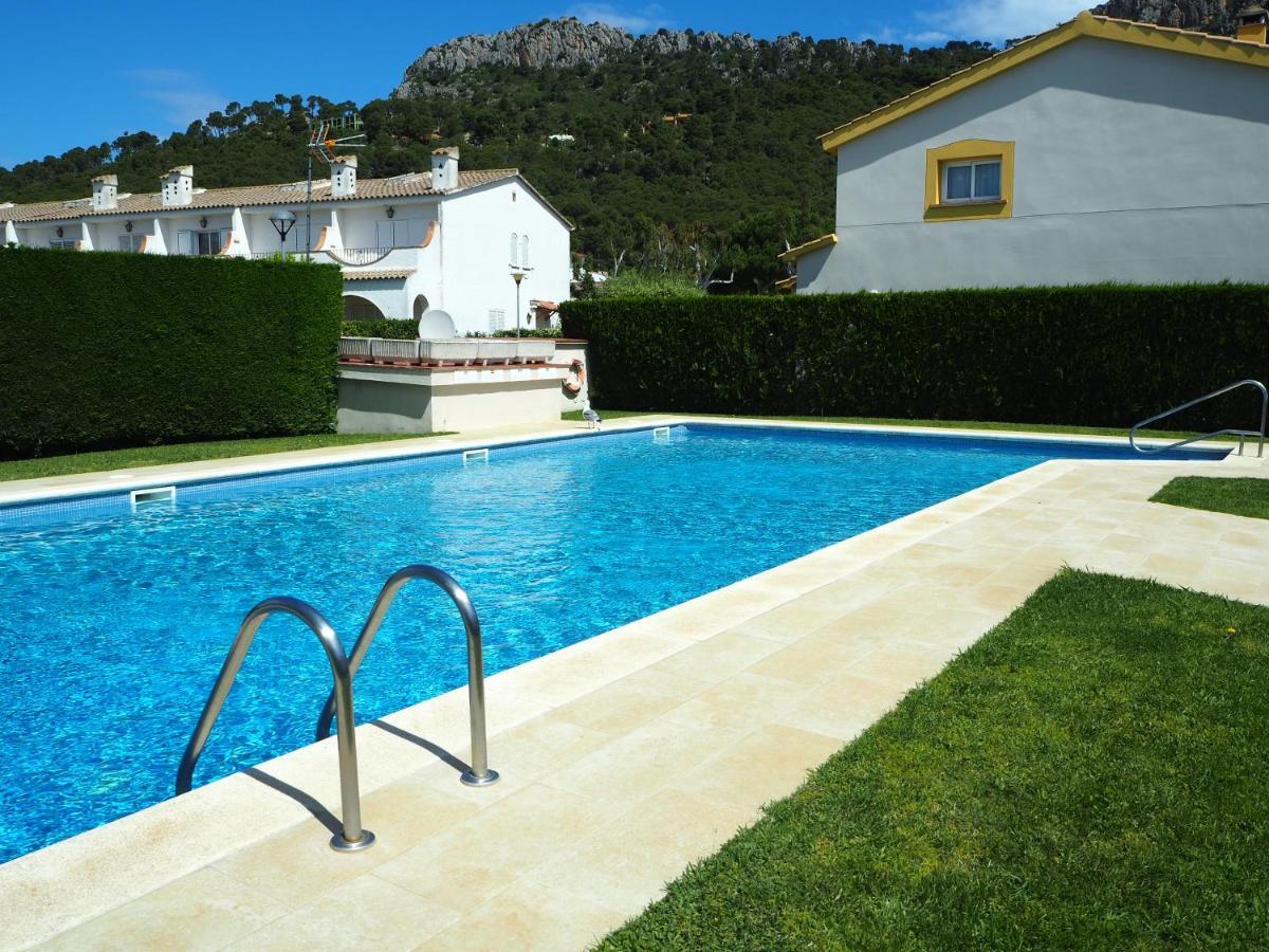 Casa En L'Estartit, Piscina, Jardin Comunitario Villa Exterior photo